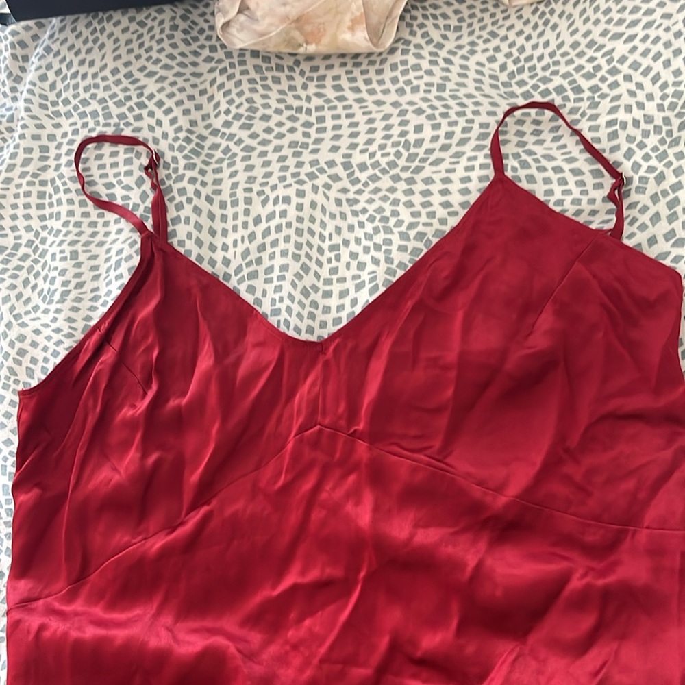 Reformation Red Dress (6/M) -bin m